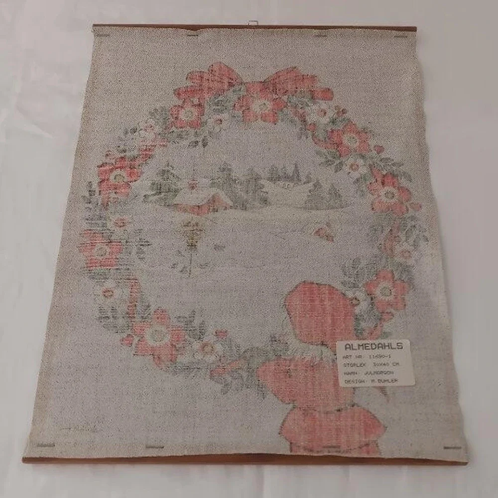 Vintage Norway Christmas Wall Art Gnome Farm Wreath Print Linen Buhler 16" - Picture 4 of 4